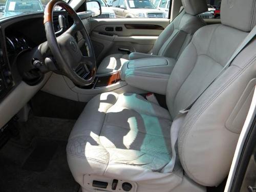 Cadillac Escalade 2002 photo 2