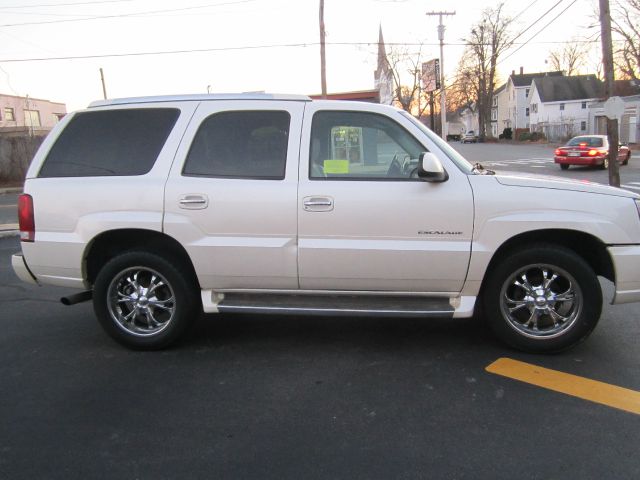 Cadillac Escalade 2003 photo 1