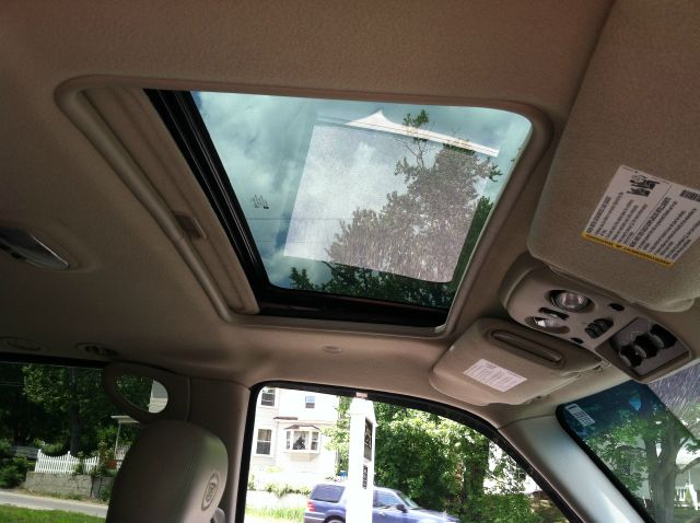 Cadillac Escalade 2003 photo 13