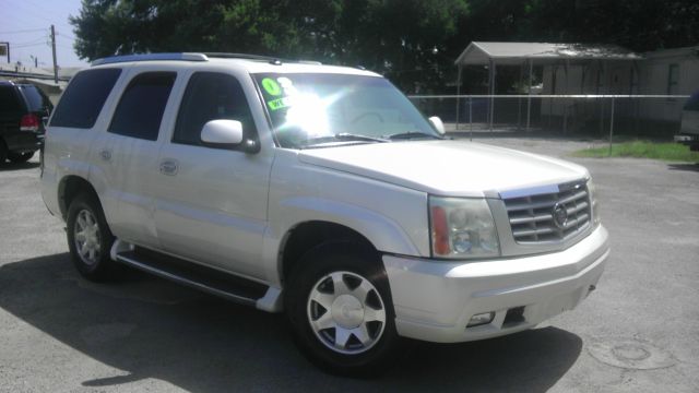 Cadillac Escalade 2003 photo 2