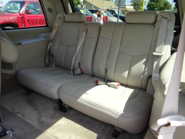 Cadillac Escalade 2003 photo 10