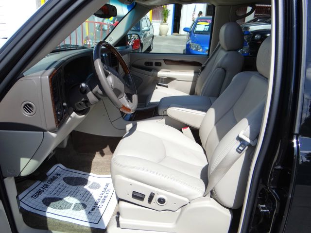 Cadillac Escalade 2003 photo 20