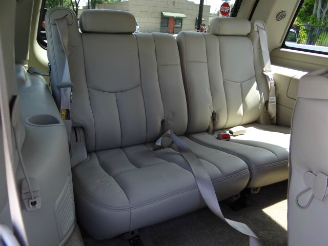 Cadillac Escalade 2003 photo 4