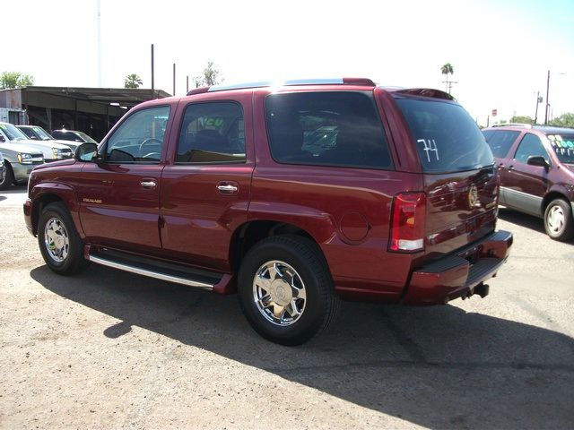 Cadillac Escalade 2003 photo 2