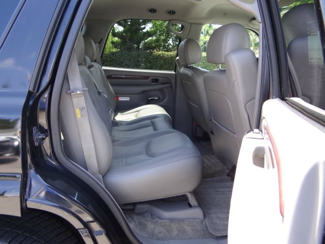 Cadillac Escalade 2003 photo 3