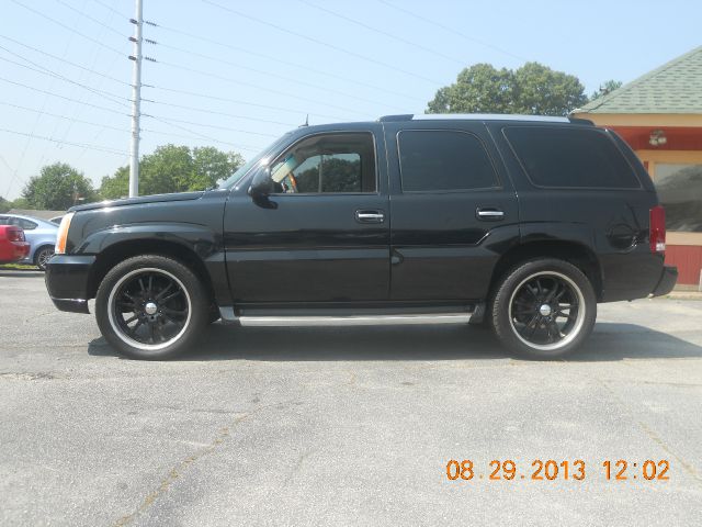 Cadillac Escalade 2003 photo 1