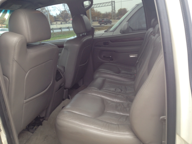 Cadillac Escalade 2003 photo 2