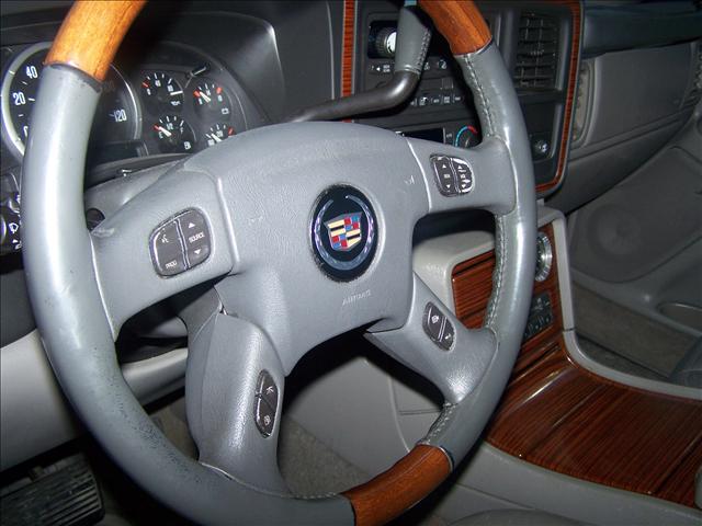 Cadillac Escalade 2004 photo 5