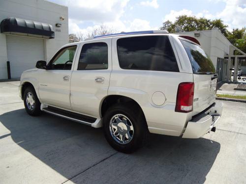 Cadillac Escalade 2004 photo 2