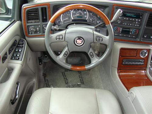 Cadillac Escalade 2004 photo 4