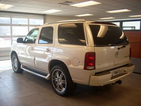 Cadillac Escalade 2004 photo 3
