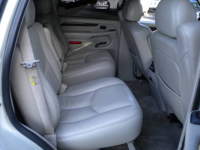 Cadillac Escalade 2004 photo 3