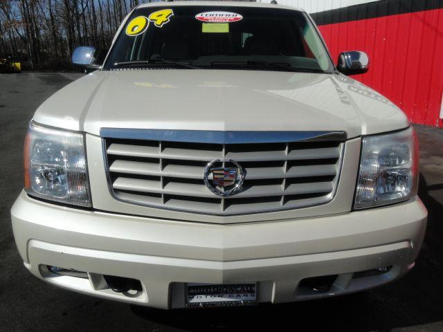 Cadillac Escalade 2004 photo 2