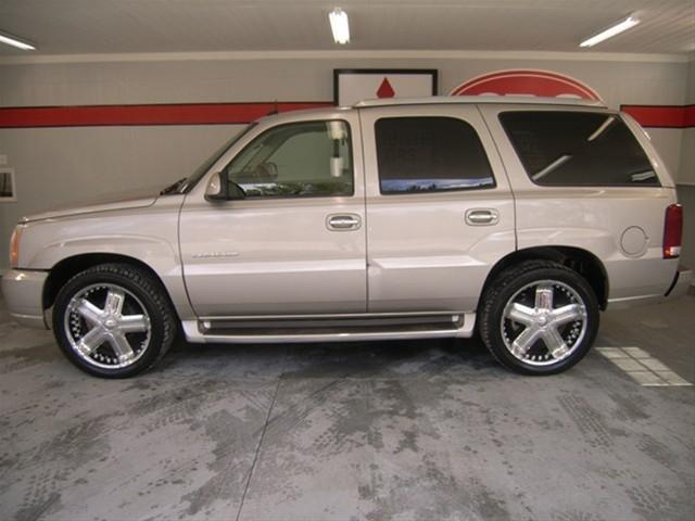 Cadillac Escalade 2004 photo 3
