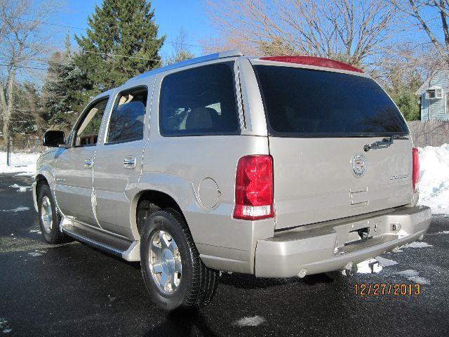 Cadillac Escalade 2004 photo 1
