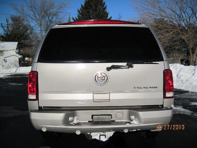 Cadillac Escalade 2004 photo 2