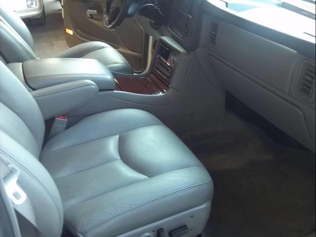 Cadillac Escalade 2004 photo 3