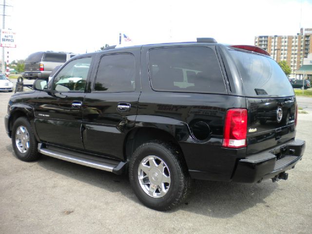 Cadillac Escalade 2004 photo 3
