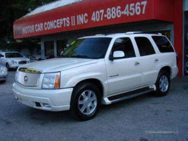 Cadillac Escalade 2004 photo 1