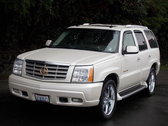 Cadillac Escalade Base Unspecified