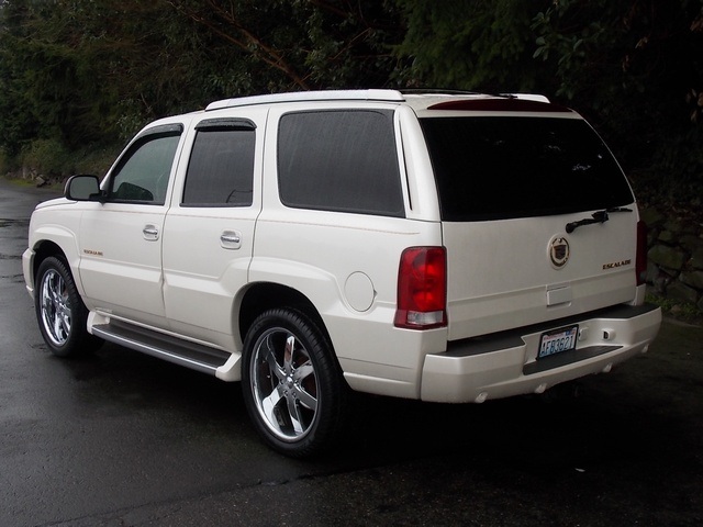 Cadillac Escalade 2004 photo 1