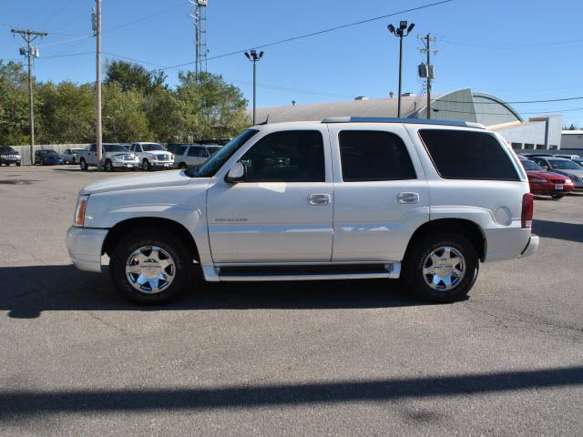 Cadillac Escalade 2004 photo 4