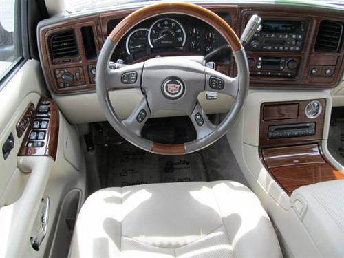Cadillac Escalade 2004 photo 4