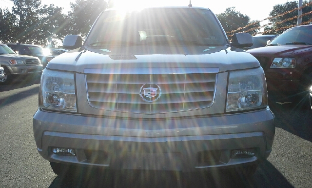 Cadillac Escalade 2004 photo 1