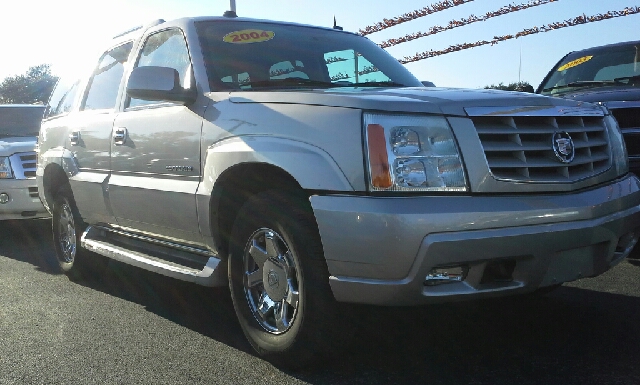 Cadillac Escalade 2004 photo 2