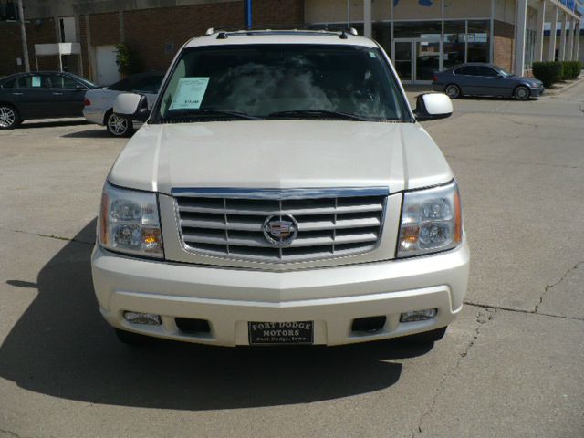 Cadillac Escalade 2004 photo 3