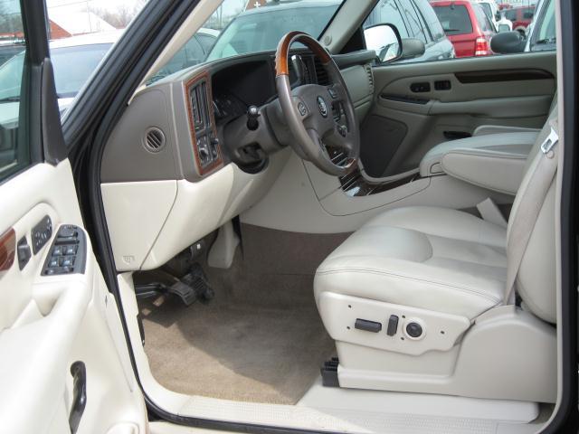 Cadillac Escalade 2004 photo 3