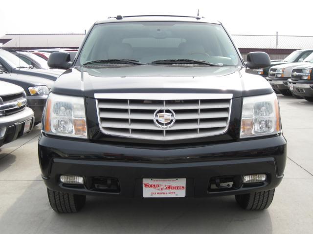 Cadillac Escalade 2004 photo 1