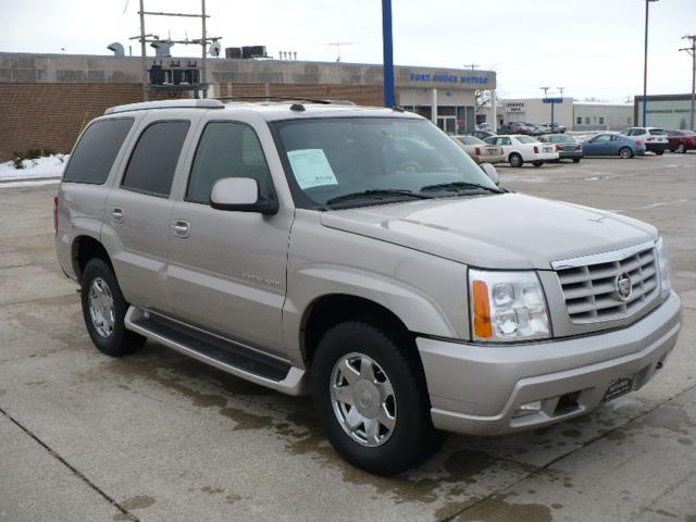 Cadillac Escalade 2004 photo 3