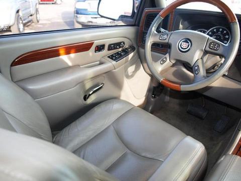Cadillac Escalade 2004 photo 3