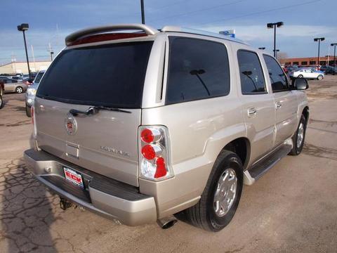 Cadillac Escalade 2004 photo 2