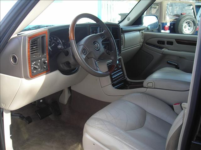 Cadillac Escalade R/T AWD Sport Utility