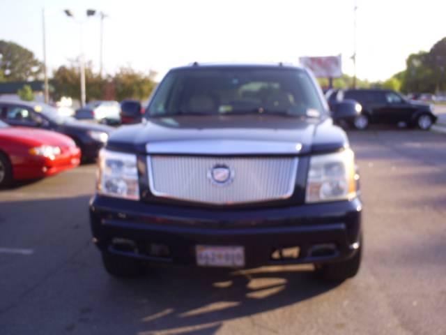 Cadillac Escalade 2004 photo 2