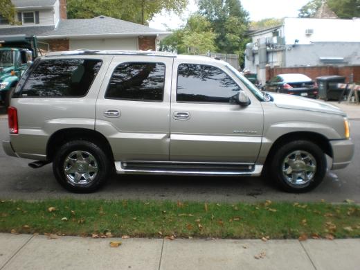 Cadillac Escalade 2004 photo 1