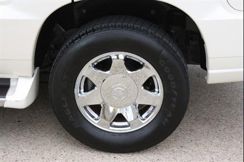 Cadillac Escalade 2004 photo 4