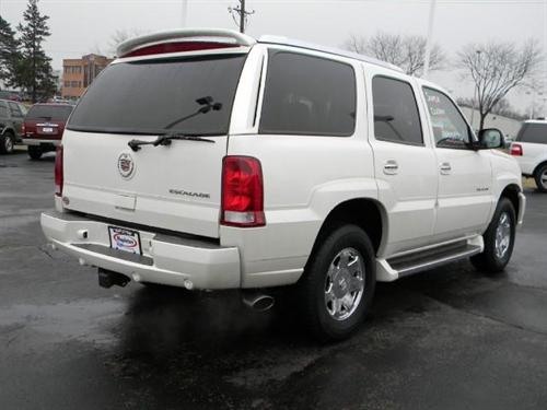 Cadillac Escalade 2004 photo 2