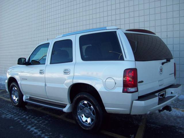 Cadillac Escalade 2004 photo 2