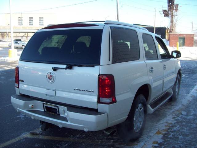 Cadillac Escalade 2004 photo 4
