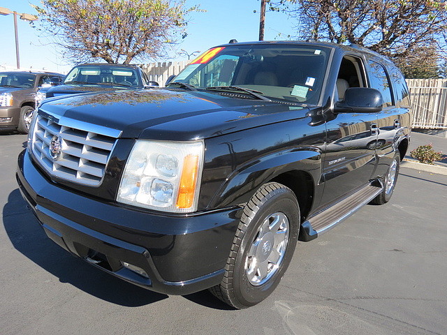 Cadillac Escalade Base Unspecified