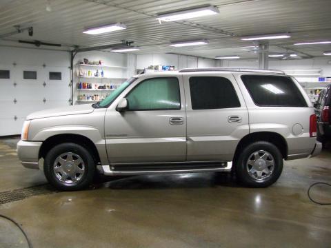 Cadillac Escalade 2004 photo 3