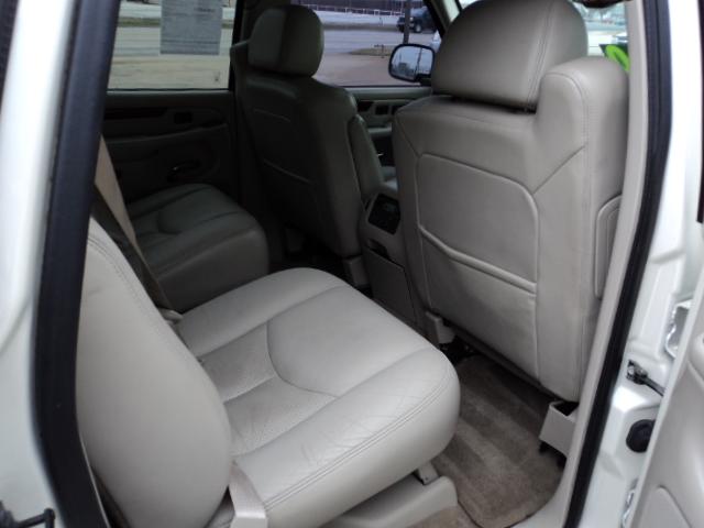 Cadillac Escalade 2004 photo 4