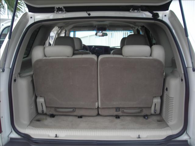 Cadillac Escalade 2004 photo 2