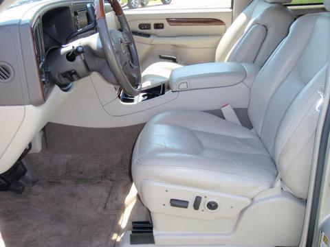 Cadillac Escalade 2004 photo 1