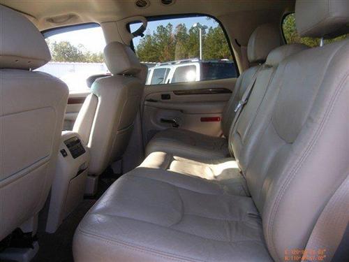 Cadillac Escalade 2004 photo 2