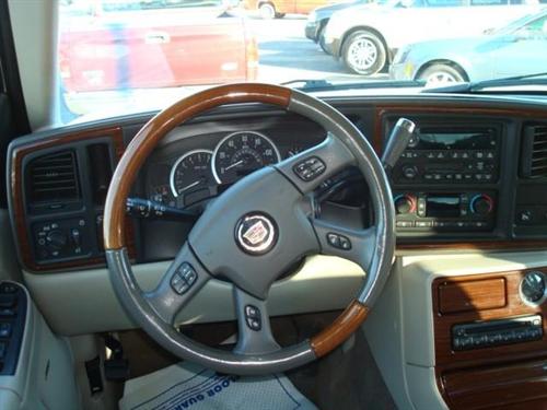 Cadillac Escalade 2004 photo 3
