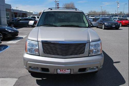 Cadillac Escalade 2004 photo 2